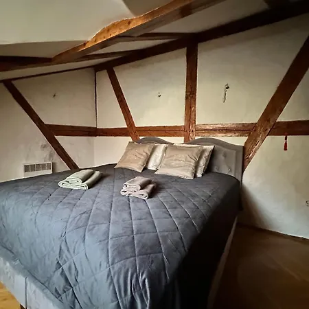 Luxury In The Heart Of Medieval Old Town Lägenhet *