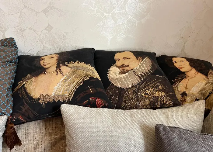 Luxury In The Heart Of Medieval Old Town アパート タリン