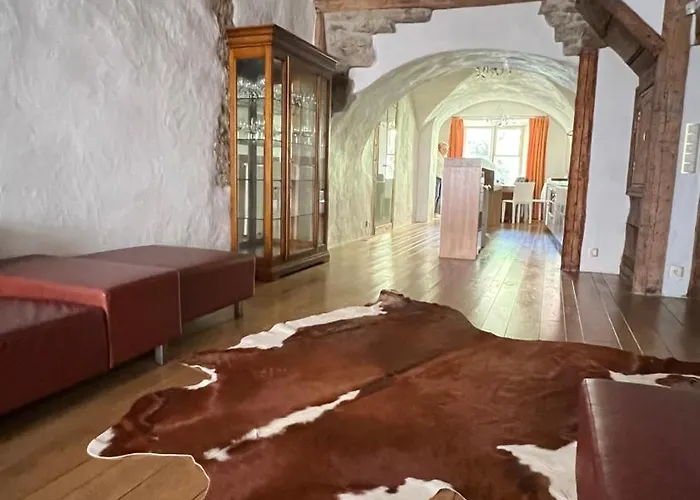 Luxury In The Heart Of Medieval Old Town 公寓 *